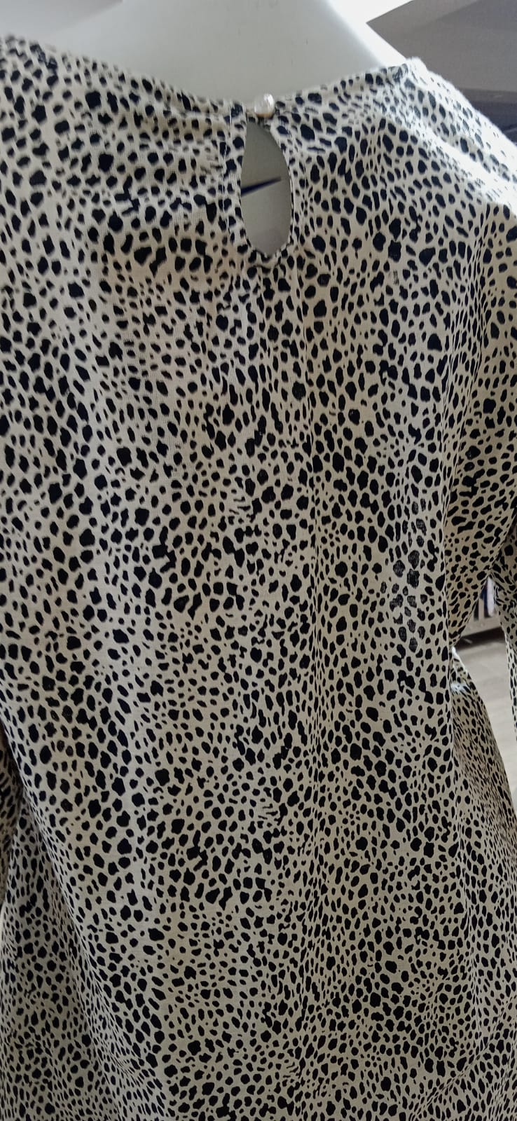 Straight Cotton Kurti - Animal Print - Cream colour - Round Neck